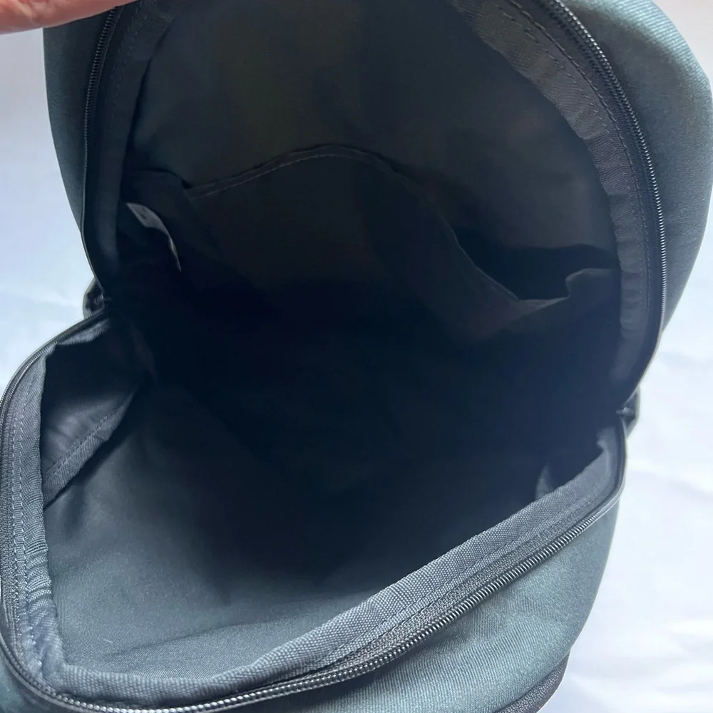 Nike Air Elemental Backpack - Anthracite/Black New Without Tag
